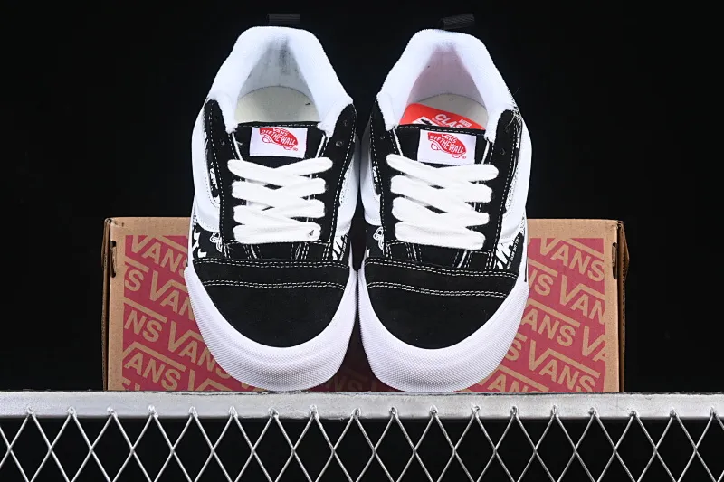 All categories Vans Vans series Vans Low Vans low-top Vans Knu Skool Comfortable and fashionable non-slip wear-resistant low-top casual bread shoes VN000CS0239